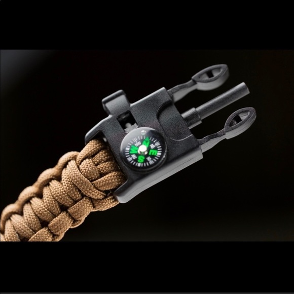 Paracord Outdoor Survival Tactical Bracelet 5 in 1 - Picture 3 of 8